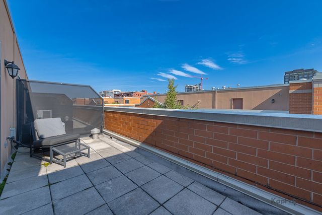 1117 W Monroe Street 8, Chicago, IL 60607