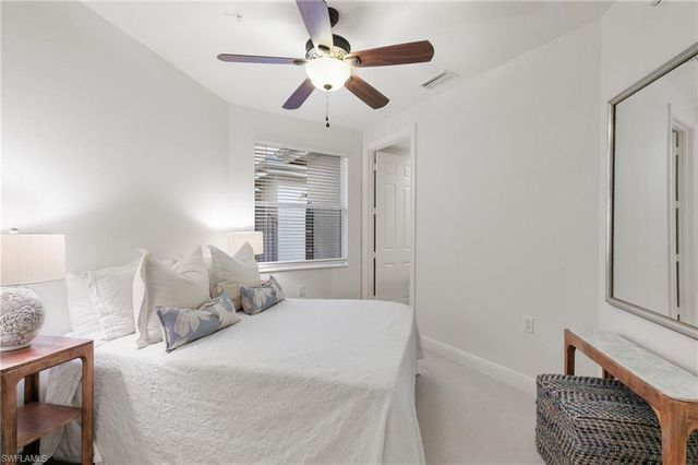 3053 Aviamar CIR 8-102, Naples, FL 34114