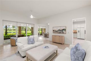 3053 Aviamar CIR 8-102, Naples, FL 34114