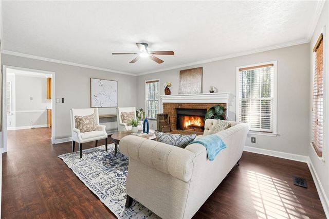 309 Mariner Circle, Woodstock, GA 30189