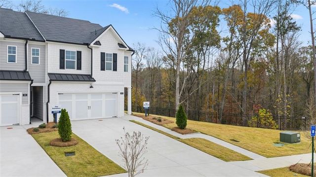 233 Sound Circle, Stockbridge, GA 30281