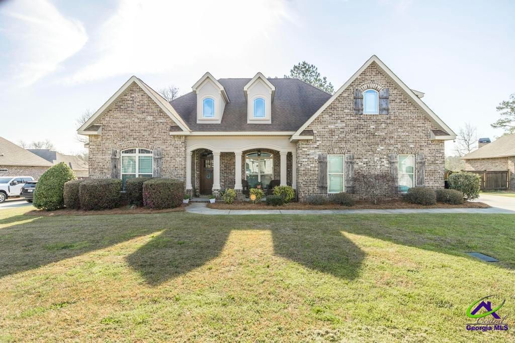 104 Prince Plaza Drive, Bonaire, GA 31005