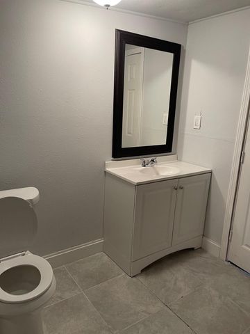 2213 Western Avenue, Orange, TX 77630