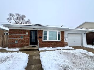 7808 Central Avenue, Burbank, IL 60459