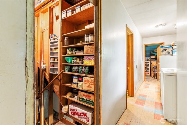 10434 22nd Avenue SW, Seattle, WA 98146