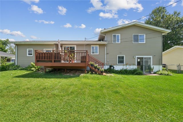 2790 15th Avenue, Marion, IA 52302