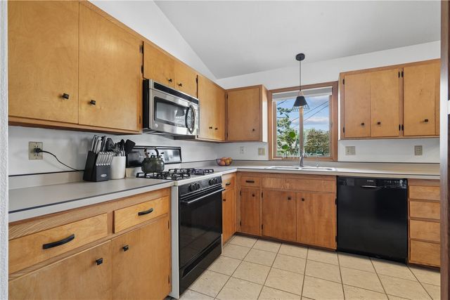 2790 15th Avenue, Marion, IA 52302