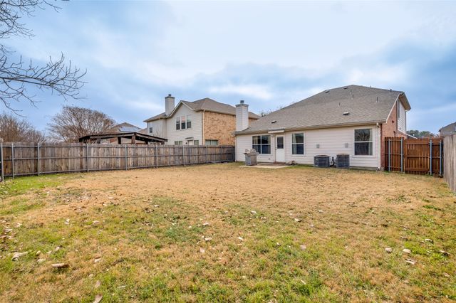 8613 Wagon Trail, Cross Roads, TX 76227