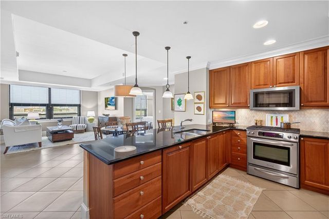 9115 Strada PL 5504, Naples, FL 34108