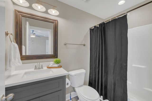 555 Gresham Ln Unit 2D, Murfreesboro, TN 37129