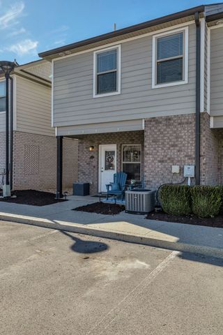 555 Gresham Ln Unit 2D, Murfreesboro, TN 37129
