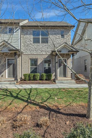 555 Gresham Ln Unit 2D, Murfreesboro, TN 37129