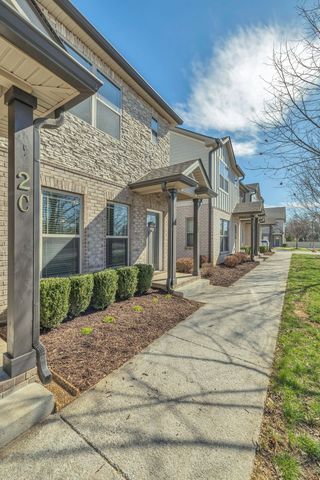 555 Gresham Ln Unit 2D, Murfreesboro, TN 37129