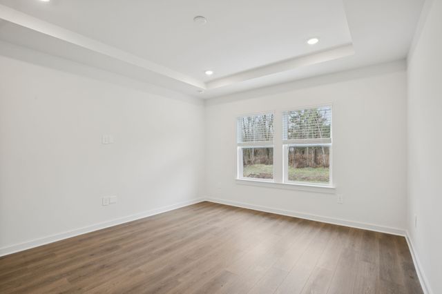 110 Vanguard Drive, La Vergne, TN 37086