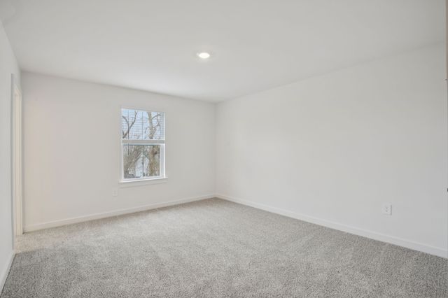 110 Vanguard Drive, La Vergne, TN 37086