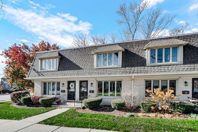 2150 W 111th Street B, Chicago, IL 60643