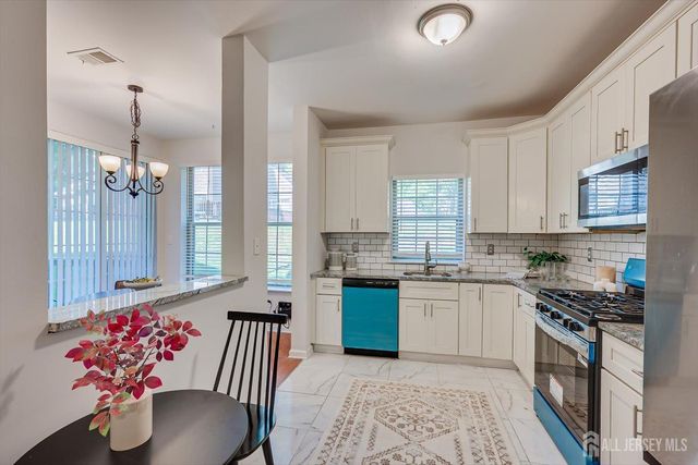 3151 Cypress Court, Middlesex, NJ 08852