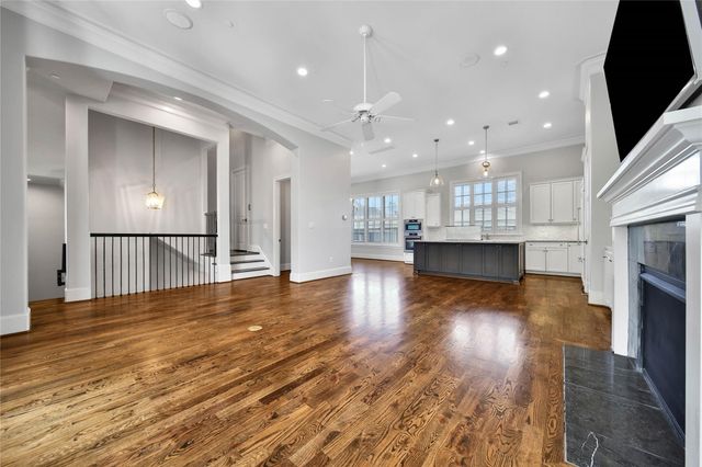 3002 Mid Lane, Houston, TX 77027