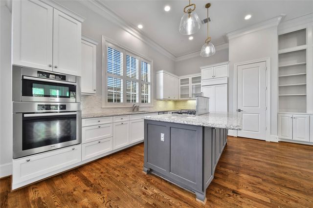 3002 Mid Lane, Houston, TX 77027