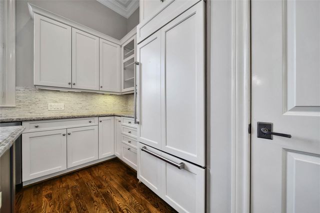 3002 Mid Lane, Houston, TX 77027