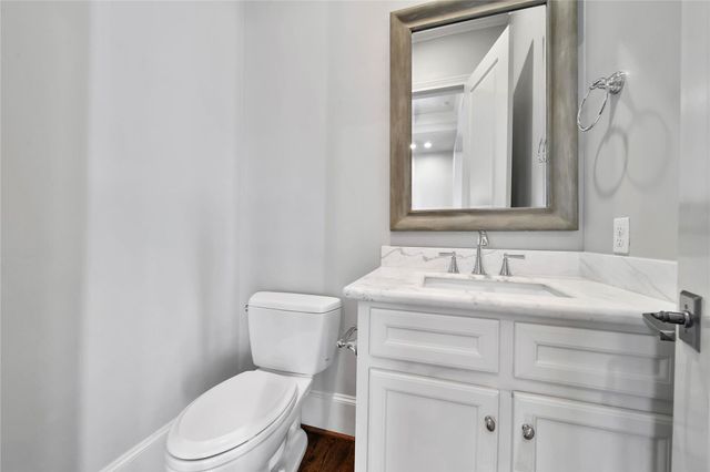 3002 Mid Lane, Houston, TX 77027