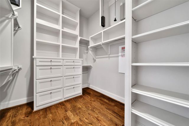 3002 Mid Lane, Houston, TX 77027