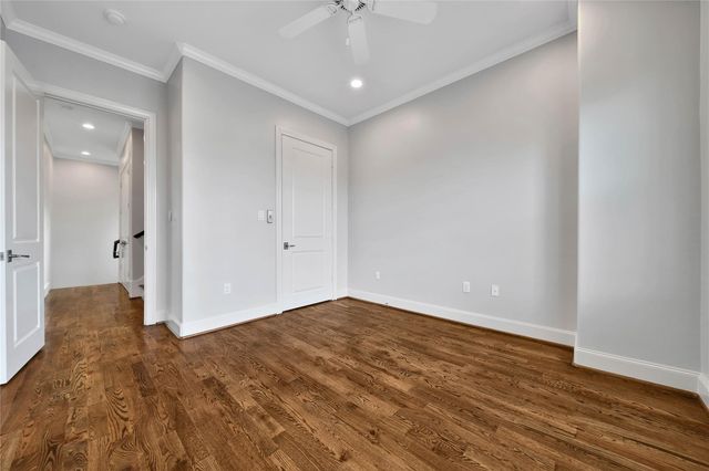 3002 Mid Lane, Houston, TX 77027