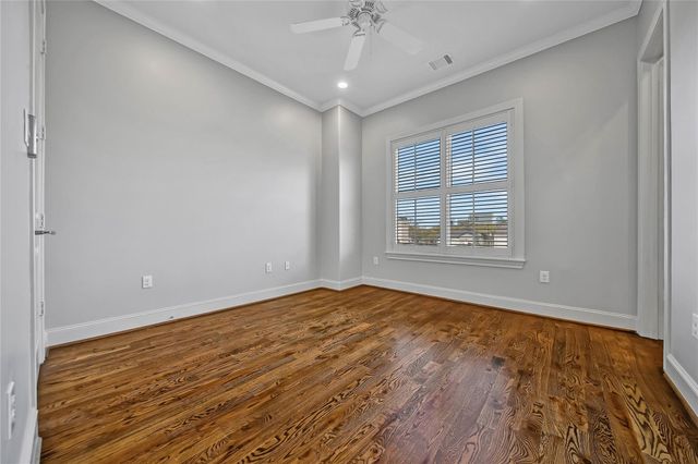 3002 Mid Lane, Houston, TX 77027