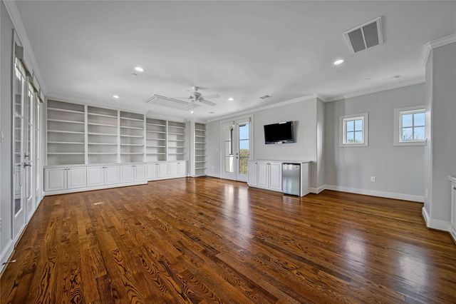 3002 Mid Lane, Houston, TX 77027
