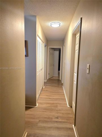 1327 NW 87th Ter, Coral Springs, FL 33071