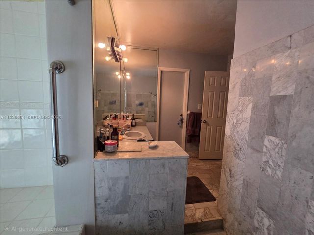 1327 NW 87th Ter, Coral Springs, FL 33071