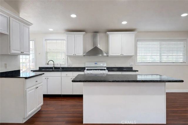 9702 Bolsa 189, Westminster, CA 92683