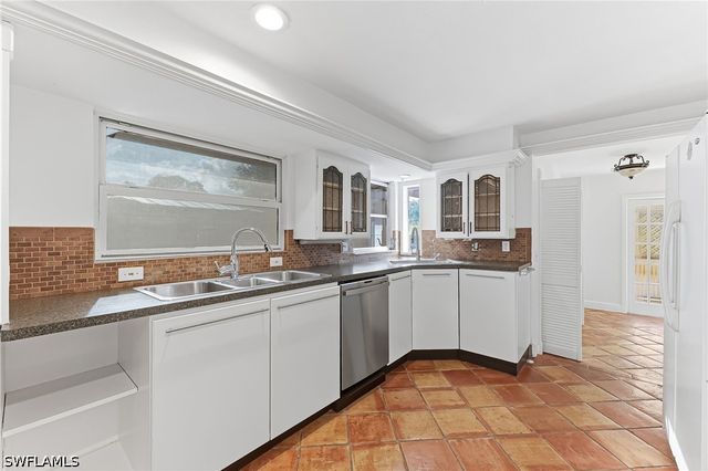 1290 Saint Clair Shores RD, Naples, FL 34104