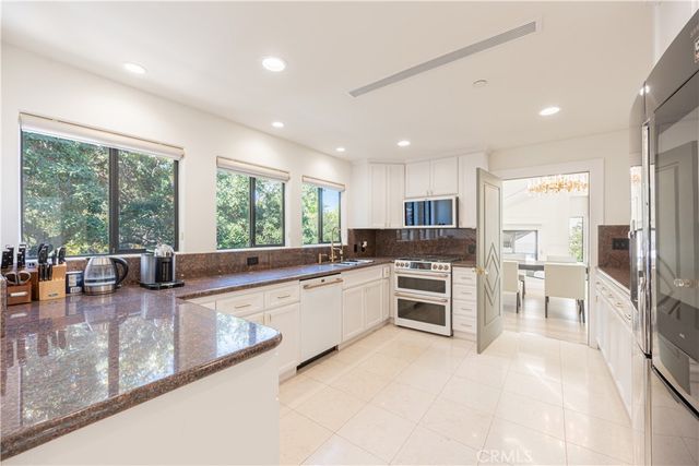 1864 Arvin Drive, Glendale, CA 91208