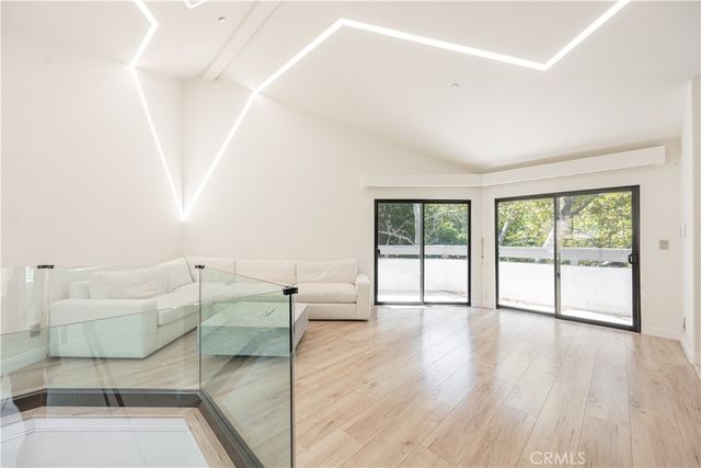1864 Arvin Drive, Glendale, CA 91208