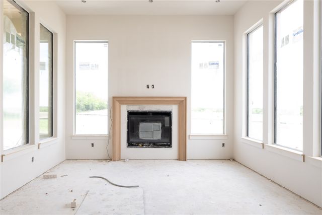 102 Deer Crossing Road, Gunter, TX 75058