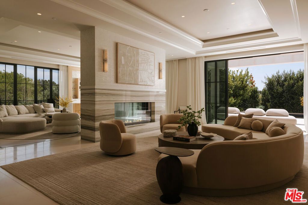 721 N Bonhill Road, Los Angeles, CA 90049 — photo 2