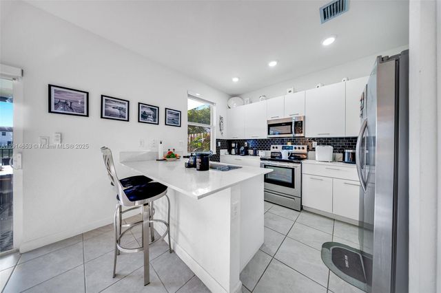 12960 NW 22nd Pl, Miami, FL 33167