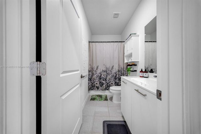 12960 NW 22nd Pl, Miami, FL 33167