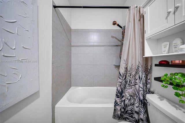 12960 NW 22nd Pl, Miami, FL 33167