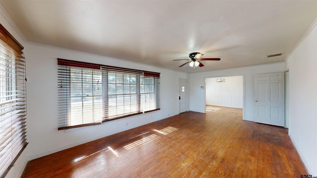 1400 San Antonio, Tyler, TX 75701