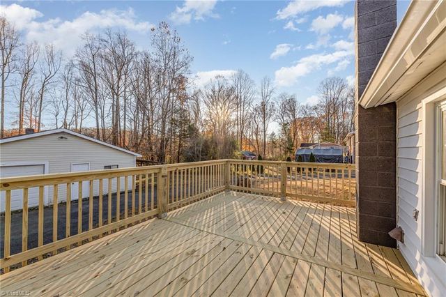 5012 Sitka Road, Walkertown, NC 27051
