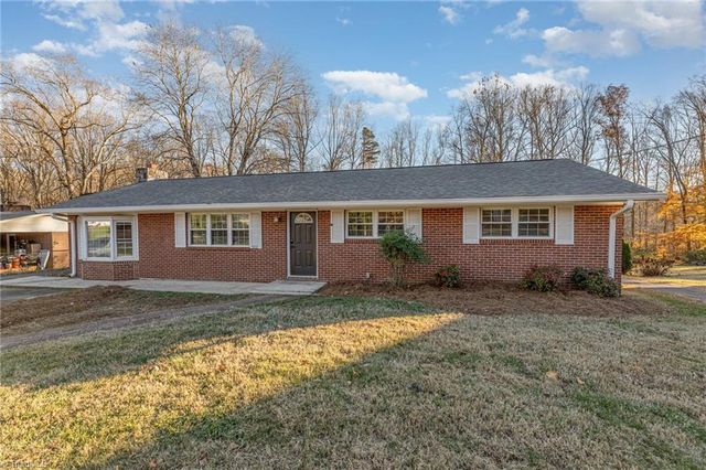 5012 Sitka Road, Walkertown, NC 27051