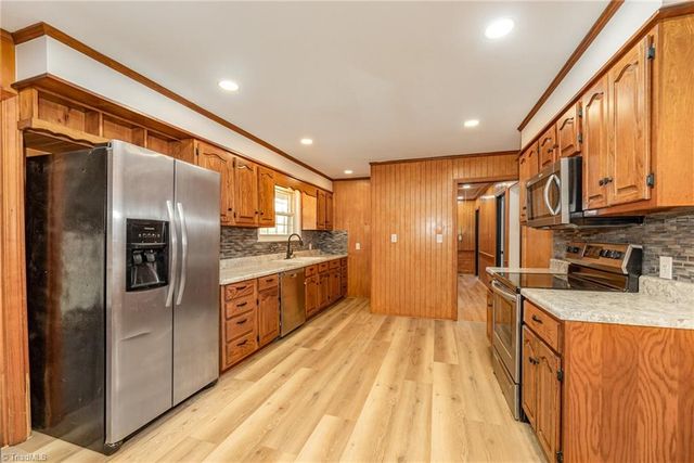 5012 Sitka Road, Walkertown, NC 27051