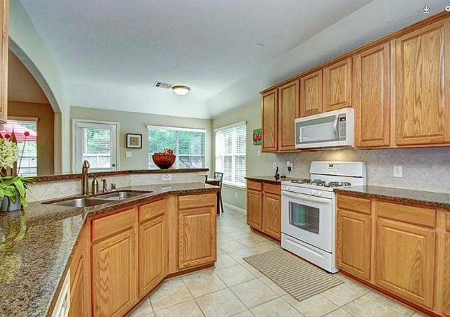 3 Gilded Crest Court, The Woodlands, TX 77382