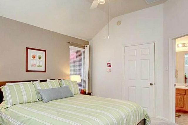 3 Gilded Crest Court, The Woodlands, TX 77382