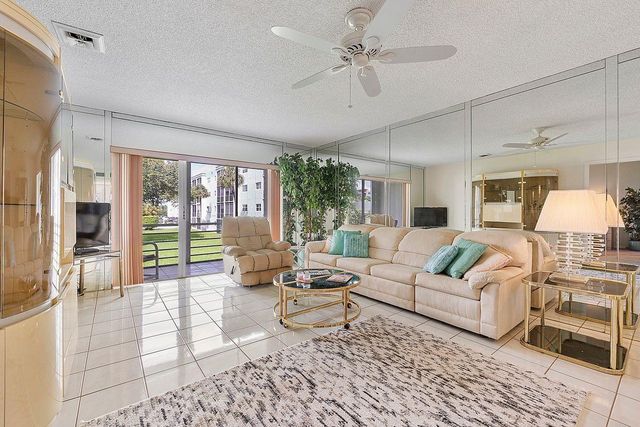 608 NE 2nd Strret 241, Dania Beach, FL 33004