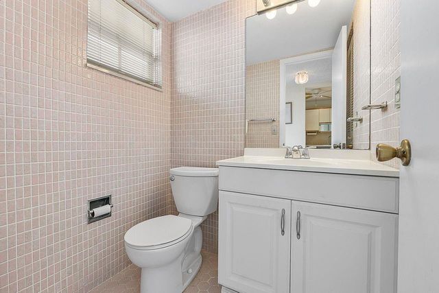 608 NE 2nd Strret 241, Dania Beach, FL 33004