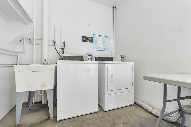 608 NE 2nd Strret 241, Dania Beach, FL 33004