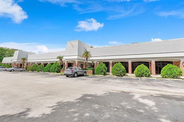 608 NE 2nd Strret 241, Dania Beach, FL 33004